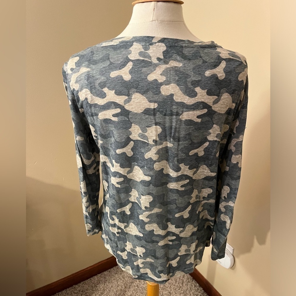 Nicole Miller Camo 3/4 Sleeve 100% Linen Shirt Sz S - Picture 4 of 5